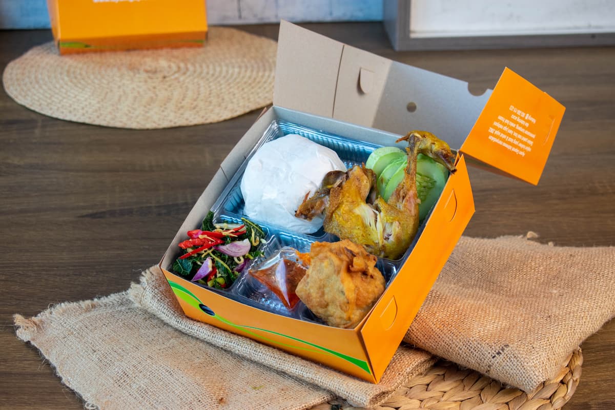 Nasi Box Ayam Geprek